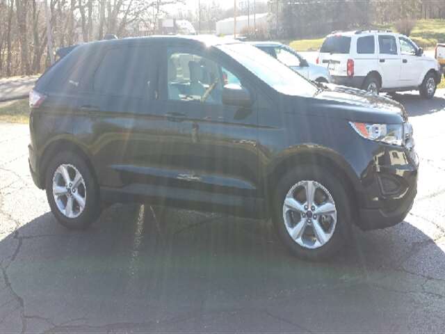 2015 Ford Edge SE AWD 4dr SUV